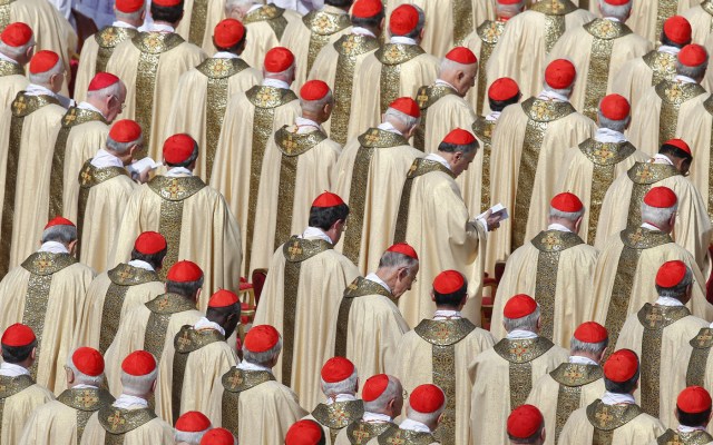 ENTRONIZACIÓN DEL PAPA