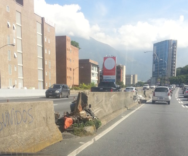 Autopista Prados del Este, el 16 de Octubre de 2014. / Foto DMB