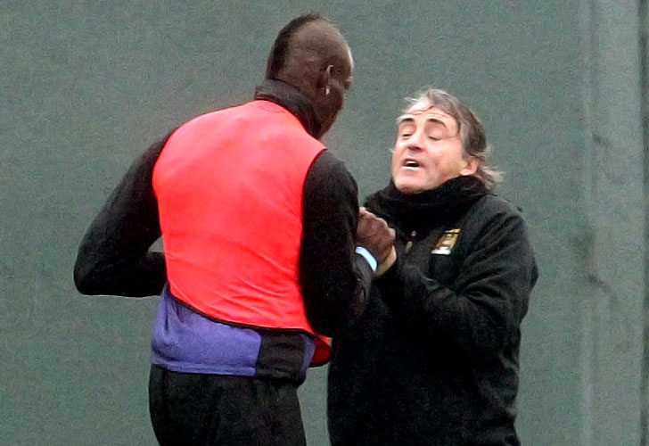 En Fotos: Balotelli y Mancini casi se caen a golpes