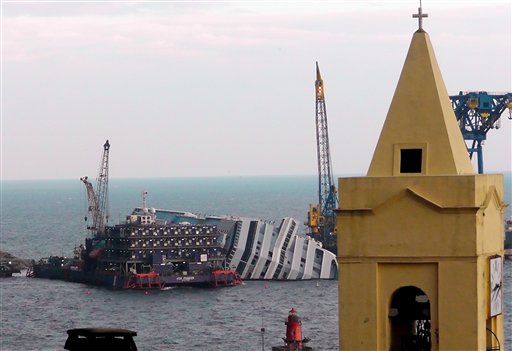 Comandante del “Concordia” sube a bordo dos años después del naufragio