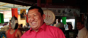 Un Chávez, de apellido Caldera que vende pollo y huevo en Nicaragua #MeConfundo