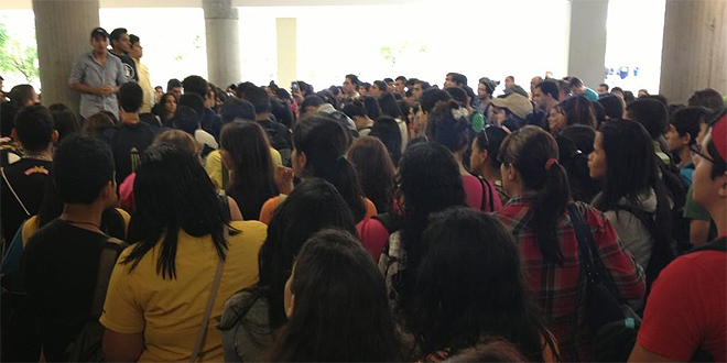 Estudiantes de la Ucab-Guayana protestan tras decisión del TSJ