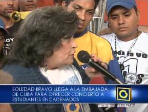 Soledad Bravo en la Embajada de Cuba: No queremos fotos, queremos realidades