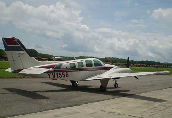 Avioneta amarizó de emergencia en el Golfo de Cariaco