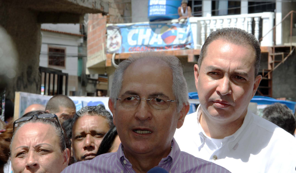 Ledezma le dice a Maduro que busque a los responsables del acaparamiento en Cuba