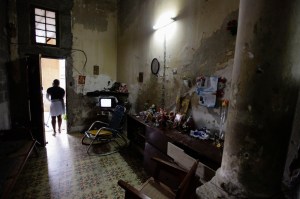 La “misión vivienda” de los cubanos (Fotos)
