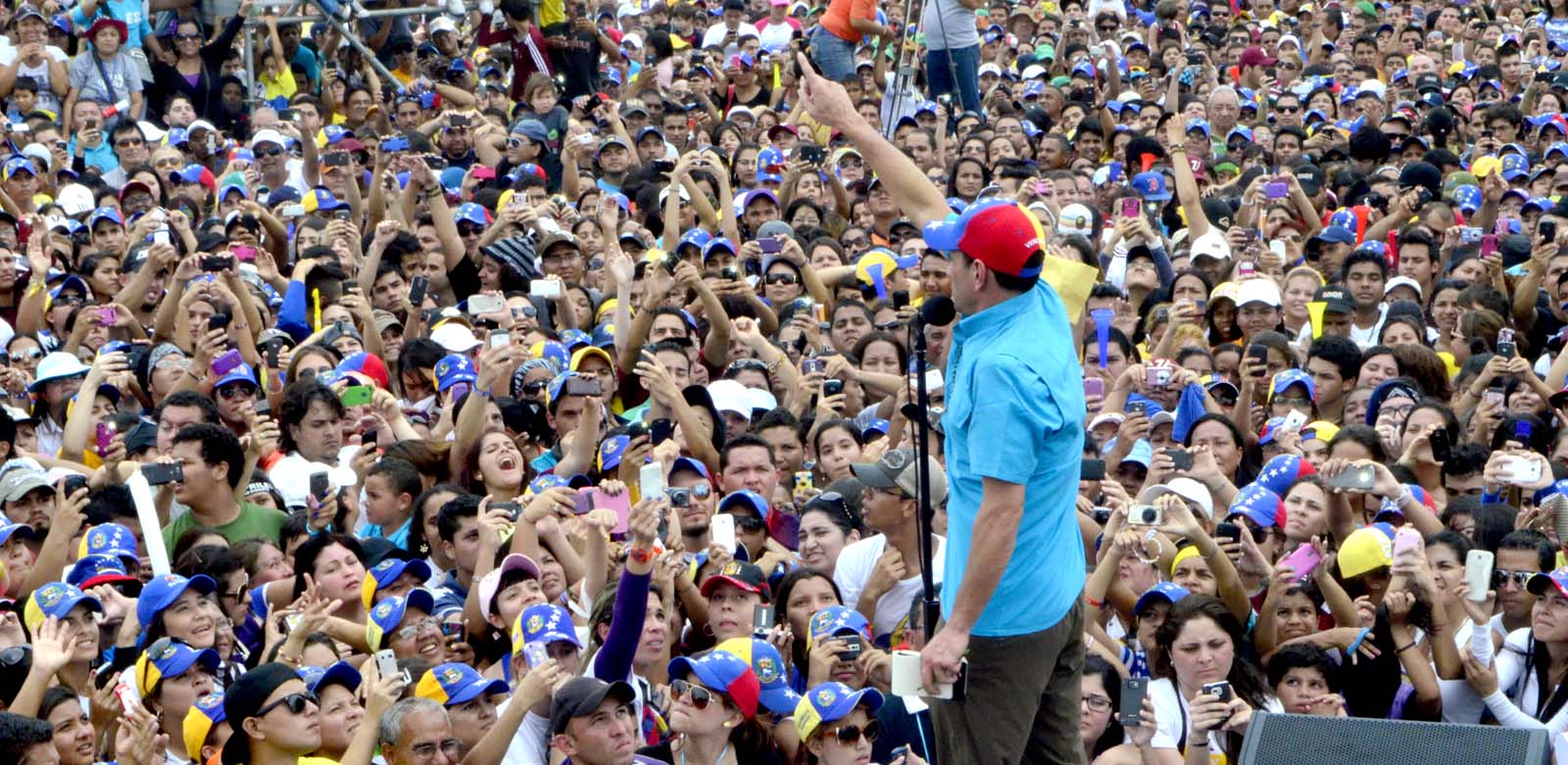 Capriles le habla al candidato del oficialismo: Nicolás, no te vistas que no vas