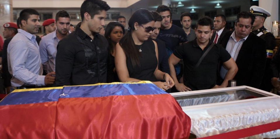 Orcarsito y el “Chino” dieron su adiós a Chávez (Foto)