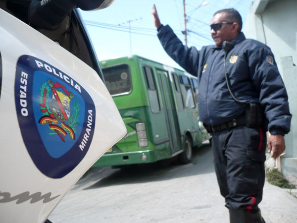 Detenido joven que hirió a autobusero para robarlo