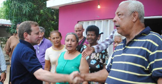 Guanipa: A las comunidades cuando no le falla un servicio, les falta el otro