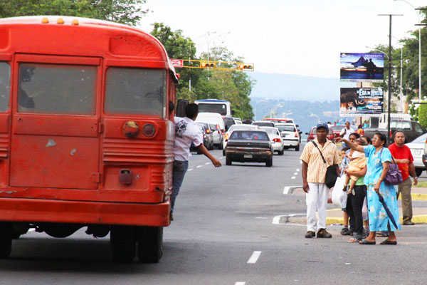 Transportistas van a paro en Margarita por inseguridad y falta de repuestos