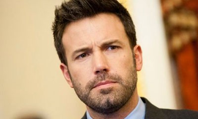 Ben Affleck tiene nueva novia y es una conejita Playboy (FOTO)