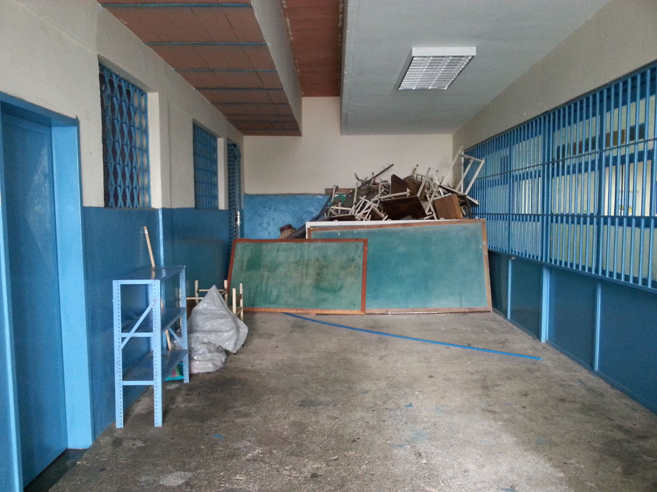 Smolansky: Junto con el sector privado recuperaremos las escuelas de El Hatillo