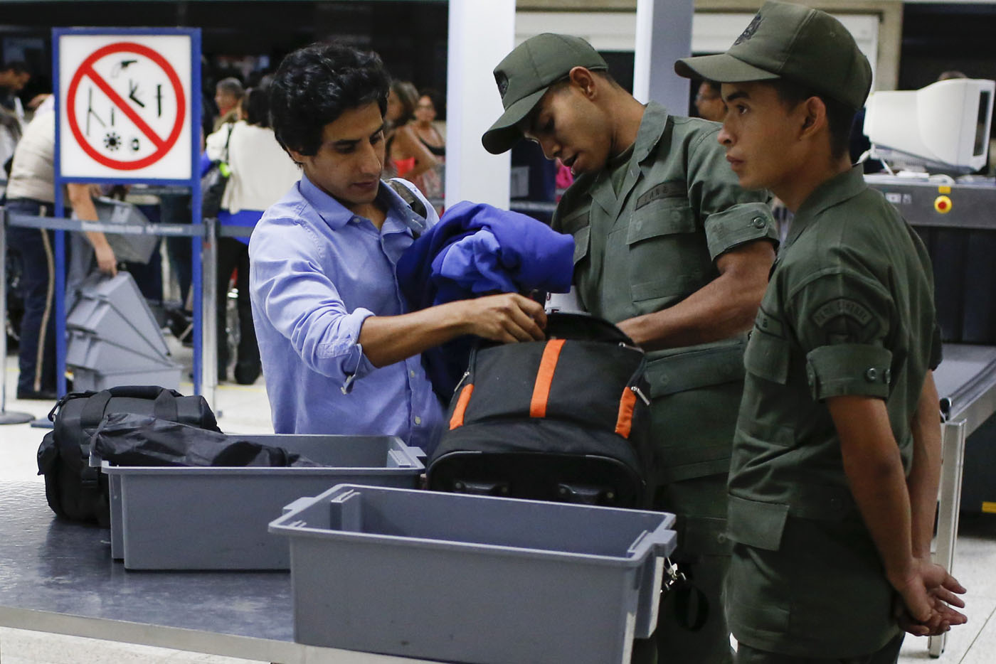 Este lunes inicia capacitación de agentes migratorios en Maiquetía