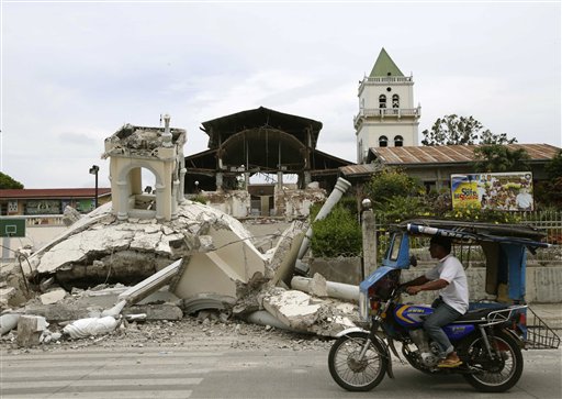 Sismo en Filipinas destruye iglesias históricas (Fotos)