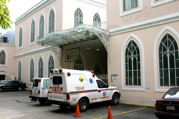 Fundador de la unidad de terapia intensiva del Hospital Vargas contagiado de coronavirus