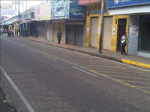 Así están los comercios en Upata (Foto)