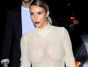Kim Kardashian mostró sus enormes pechos en New York (Fotos)