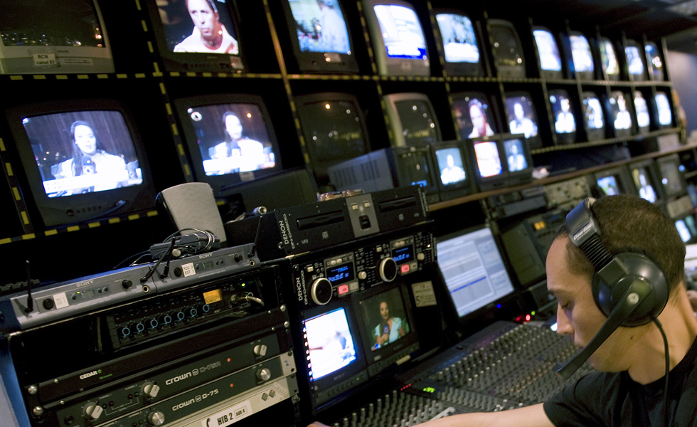Periodistas de Globovisión evalúan renuncia masiva al canal por tratamiento noticioso del 12F