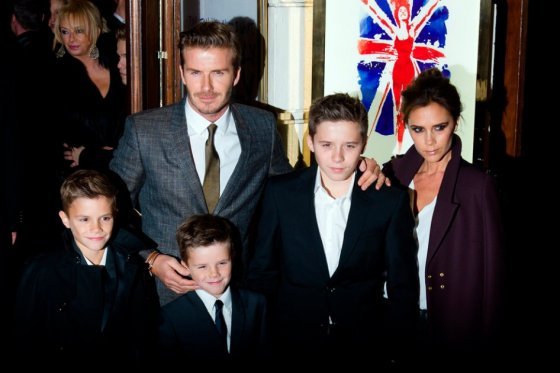 Victoria Beckham se arriesga como diseñadora y abre su primera tienda