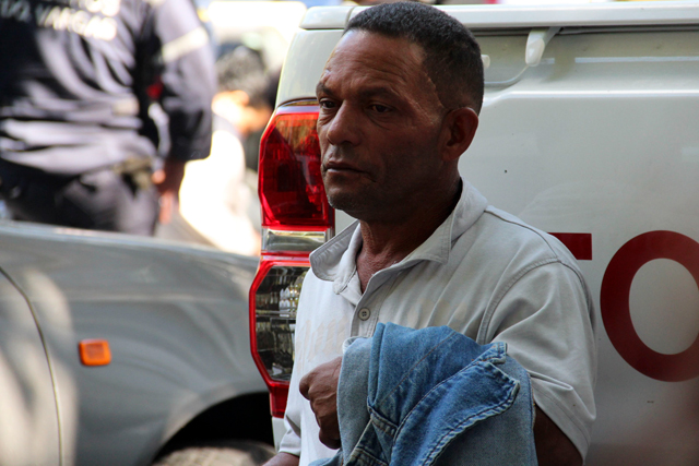 Asesinan de una puñalada en la espalda a un hombre