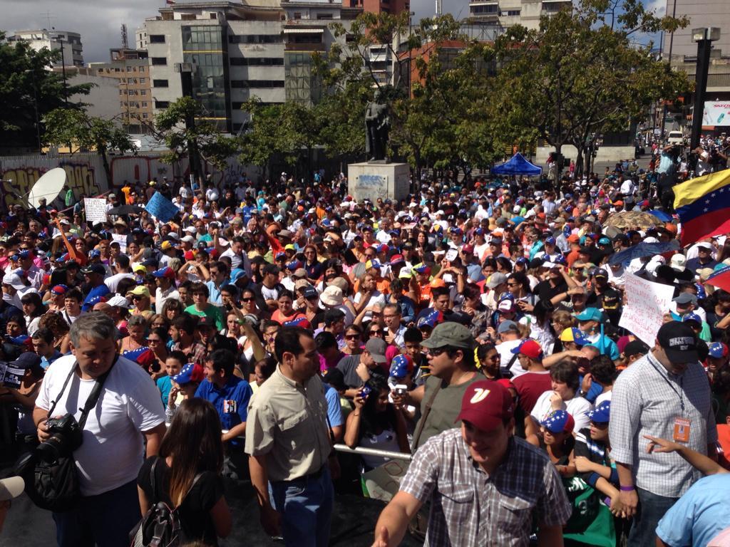 Asamblea de ciudadanos convocó a la hora de la dignidad, del coraje y del civismo