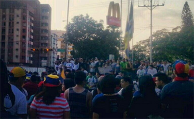 Maracay vuelve a salir a la calle (FOTOS)