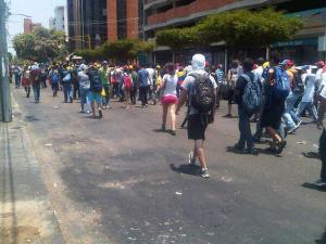 Estudiantes se concentran cerca de la residencia del Gobernador del Zulia (Fotos)