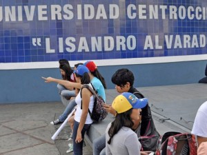 Estudiantes de la Ucla denuncian ataques de colectivos en San José