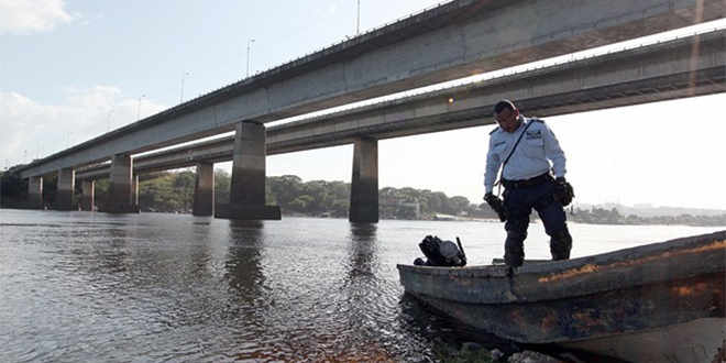 Joven lleva cinco días desaparecido en el río Caroní