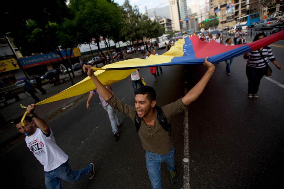 Tesis de conspiración busca deslegitimar las protestas