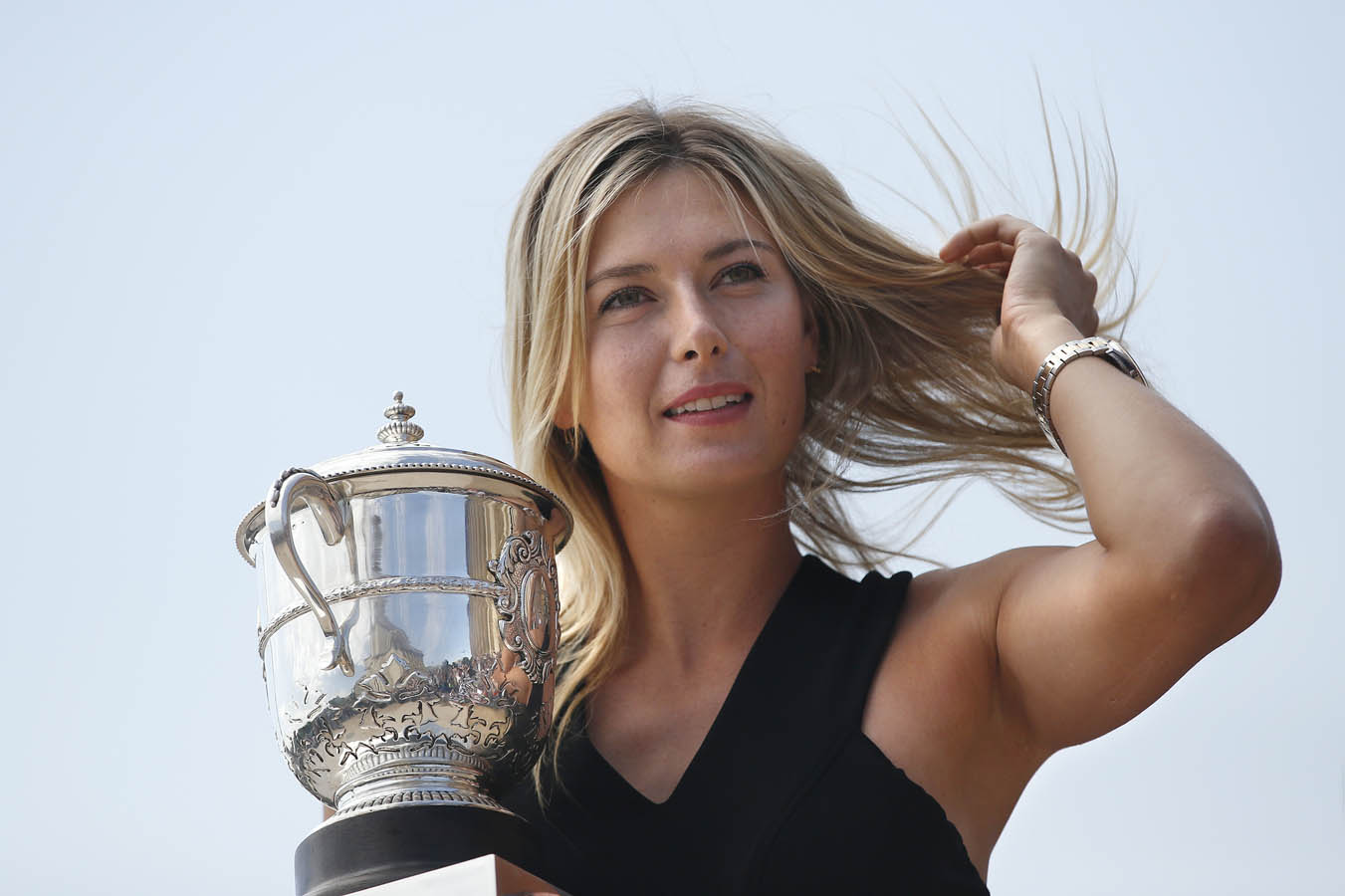 María Sharapova se habrá retirado del tenis, pero no de su otra “chamba”… la sensualidad