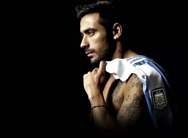 El cuerpazo del “Pocho” Lavezzi (Fotos)