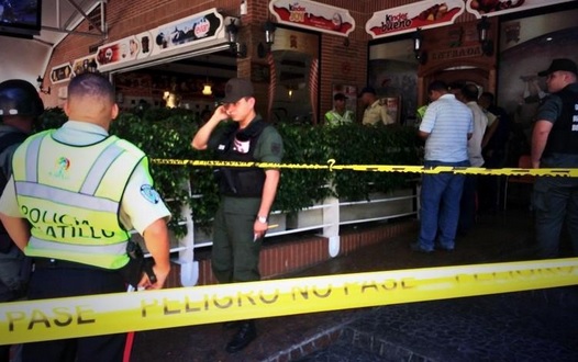 Fiscalía investiga muerte de ganadero en centro comercial La Boyera