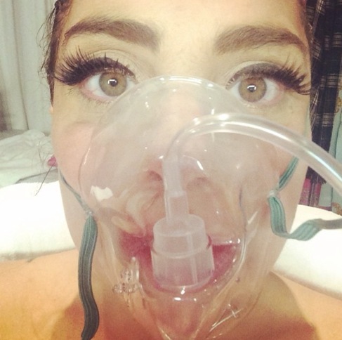 Lady Gaga hospitalizada