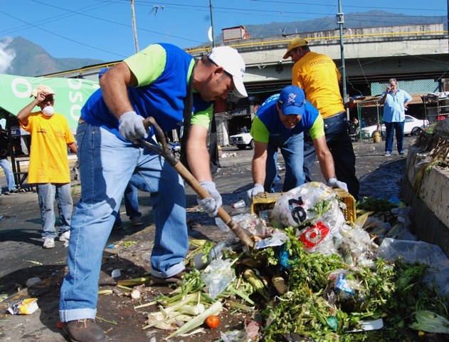 Alcaldía Metropolitana apoyó el tradicional Operativo de Limpieza en Petare