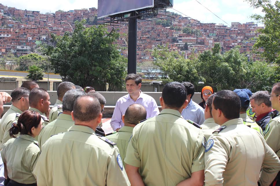 Alcalde Ocariz anuncia jubilación de efectivos de Polisucre a partir de este año