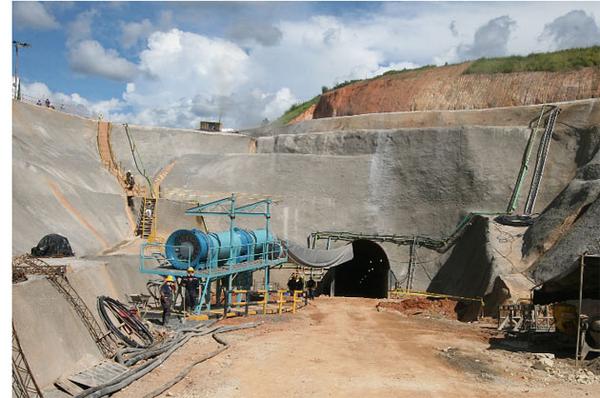 Extienden intervención de Minerven y la adscriben a la Empresa Nacional Aurífera