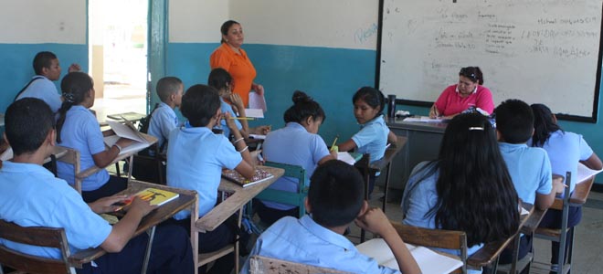 Comunidad educativa del Zulia padece por deterioro de los servicios públicos