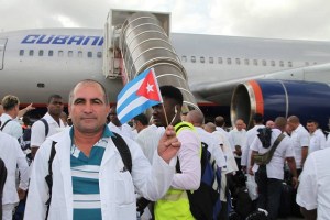 Cuba abre puertas a médicos desertores tras fin del Programa Parole de Estados Unidos