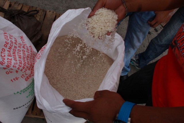 Gobierno bolivariano fija nuevos precios en los rubros de maíz y arroz