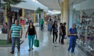 Centros comerciales en Barquisimeto sacrifican servicios