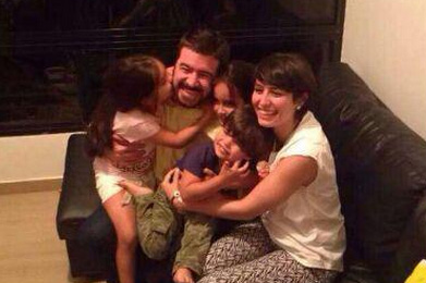 LA FOTO: Daniel Ceballos se reencuentra con su familia