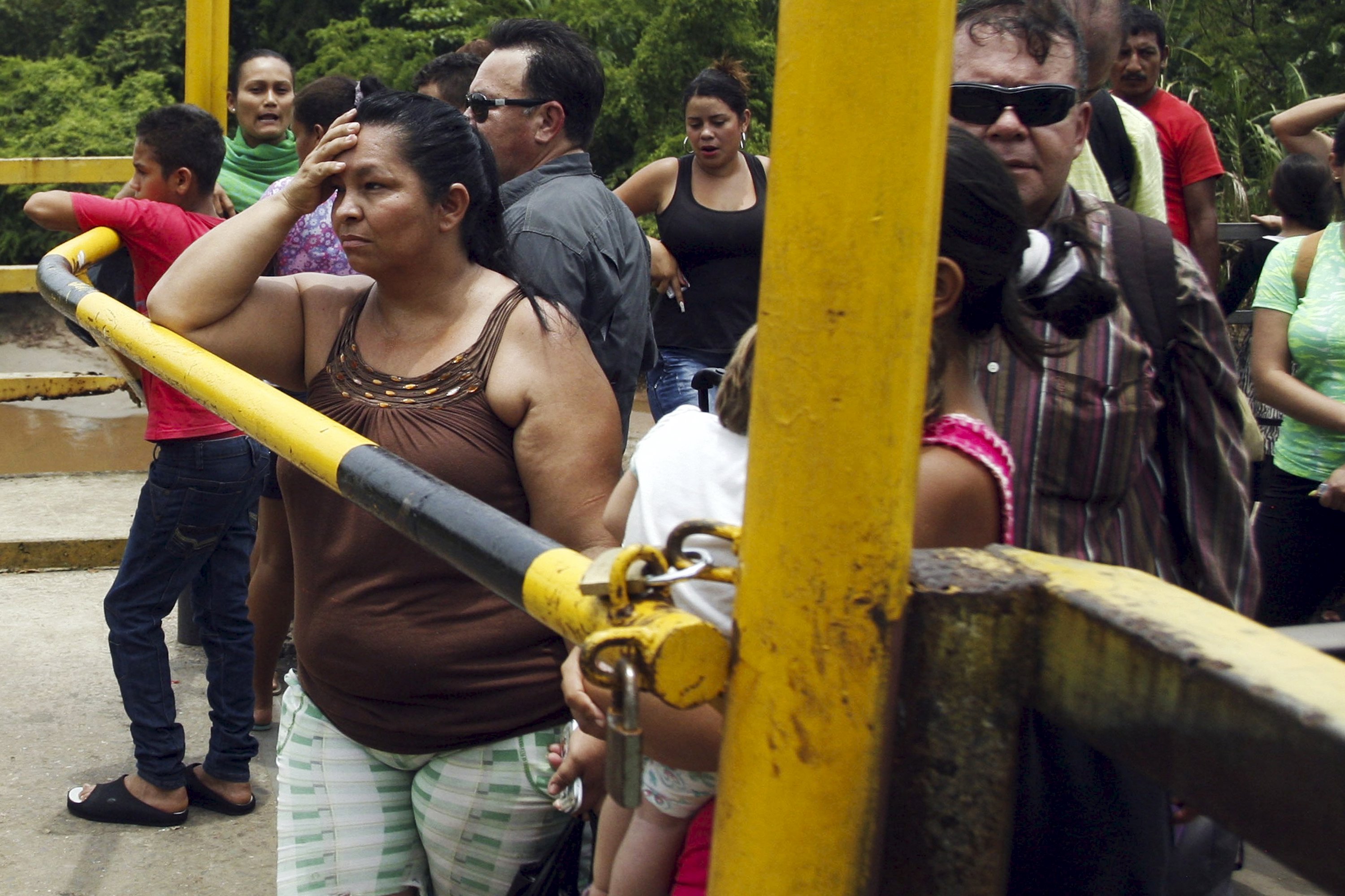 Ecuador aboga por solución “urgente y justa” para crisis colombo-venezolana