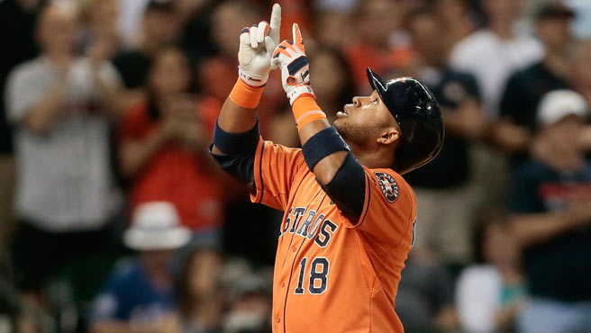 Luis Valbuena demostró su poder ante Texas