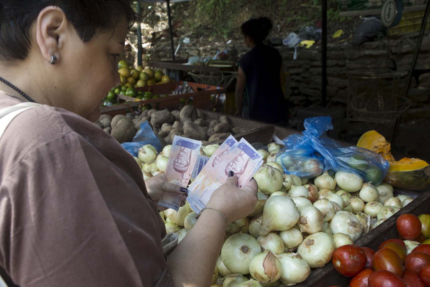 Nueve de cada diez personas no pueden comprar todos los alimentos