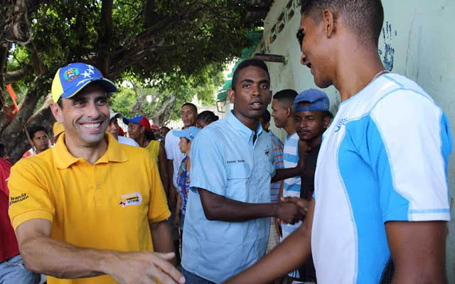 Capriles: Tenemos que elegir diputados comprometidos con la agenda social
