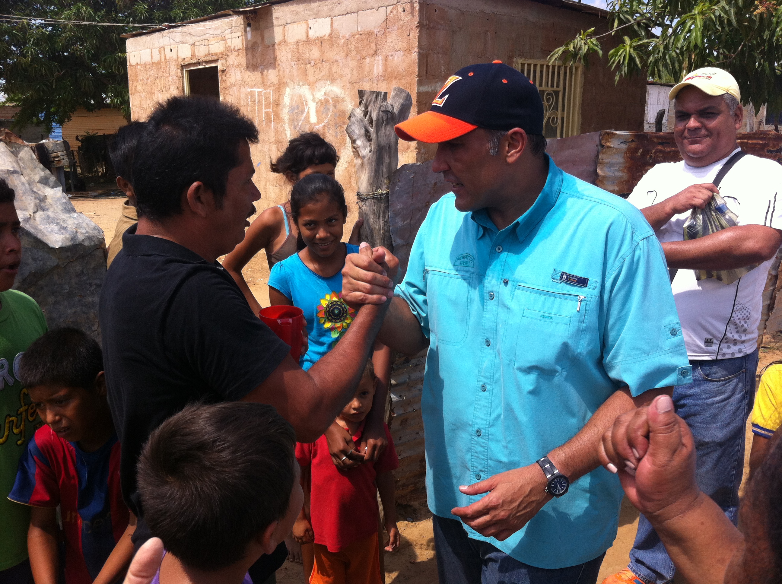 Pablo Pérez: Consejos comunales sólo venden bolsas de comida a militantes del Psuv