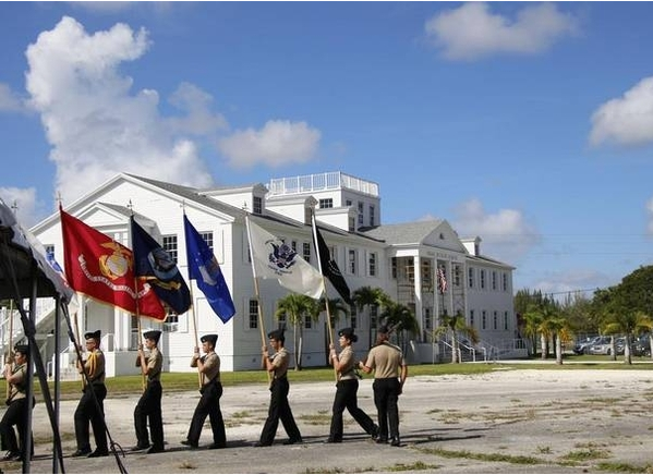 Museo Militar de Miami estrena nueva sede