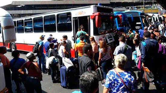 Transportistas en Nueva Esparta podrían paralizar servicio por aumento de pasaje